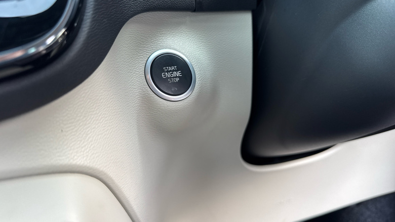 Volvo Xc40 1.5 T3 [163] Inscription Pro 5dr Geartronic Petrol Estate